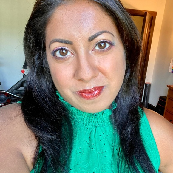 Meet your Posher, Priscilla - Picture 3 of 3